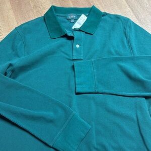 J. Crew men’s Large green long-sleeved polo. New, perfect condition.
